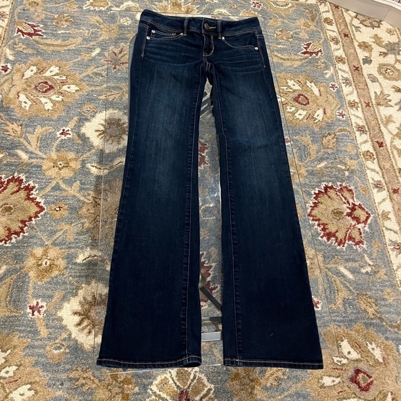 Denim - Women's American Eagle Dark Blue Jeans